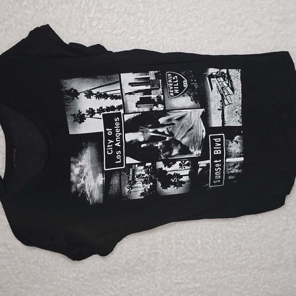 Large Black Graphic T-Shirt with Los Angeles Print